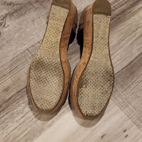 Worn once Tom's wedge - Picture 5 of 6